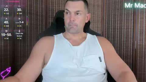 Snapshot of mr_mac69 chatting on 05.19.26 Cam online show from 05.19.26