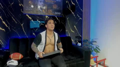 Snapshot of mr_maximo chatting on 02.13.26 mr_maximo online show from 02.13.26