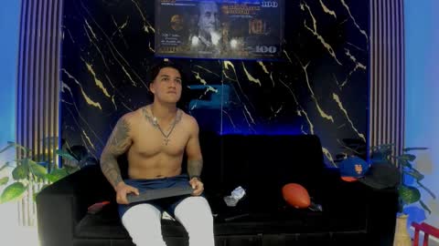 Snapshot of mr_maximo chatting on 02.20.26 mr_maximo online show from 02.20.26