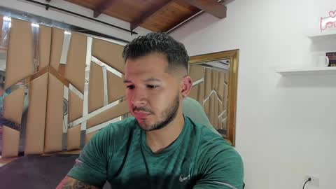 MIKEE online show from 01.08.25
