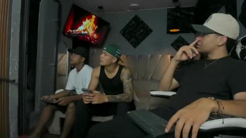 mr_mois online show from 04.17.26