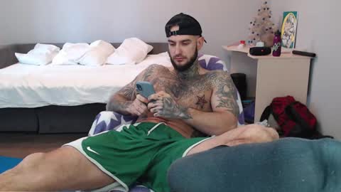 mr_nobody313 online show from 02.11.25