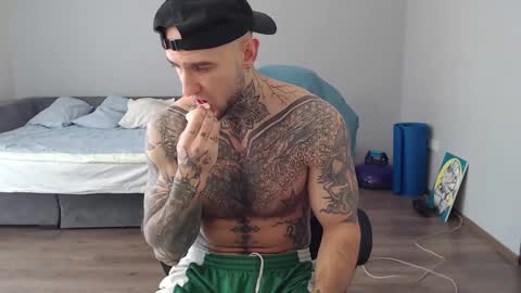 mr_nobody313 online show from 02.24.25