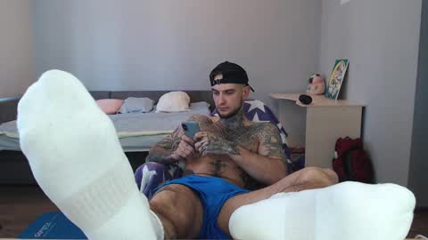 mr_nobody313 online show from 02.27.25