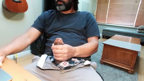 Rabbit online show from 01.11.25