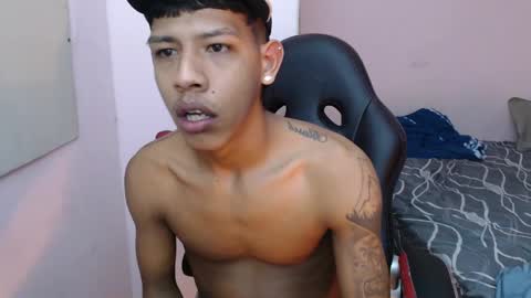 mr_stiven_ online show from 01.06.25