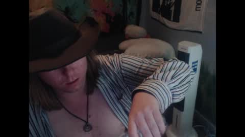 mr_strawberry online show from 04.04.26