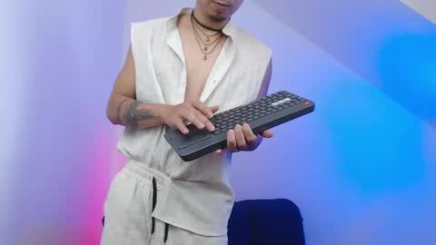 Alpha LATINO online show from 04.18.26