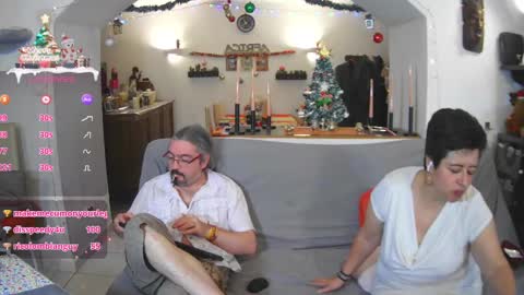 Snapshot of mrandmrsswetness84 chatting on 12.28.24 MrAndMrsSwetness84 online show from 12.28.24