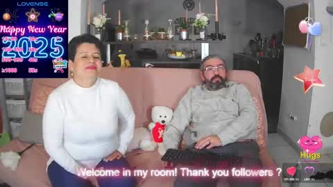 Snapshot of mrandmrsswetness84 chatting on 01.30.25 MrAndMrsSwetness84 online show from 01.30.25