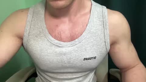 Snapshot of mrbiceps_23 chatting on 12.22.24 Mrbiceps23 online show from 12.22.24