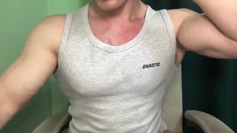 Snapshot of mrbiceps_23 chatting on 12.25.24 Mrbiceps23 online show from 12.25.24