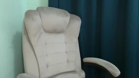 Snapshot of mrbiceps_23 chatting on 02.15.25 Mrbiceps23 online show from 02.15.25