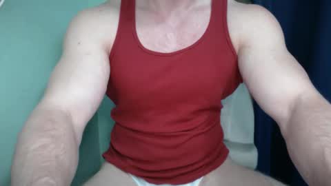Snapshot of mrbiceps_23 chatting on 09.18.25 Mrbiceps23 online show from 09.18.25