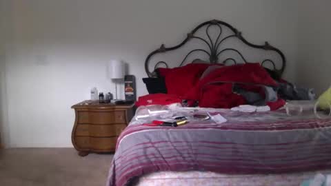 Snapshot of mrbigdthomas chatting on 10.03.25 MrBigDThomas online show from 10.03.25