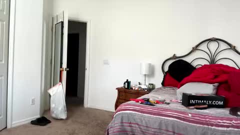 Snapshot of mrbigdthomas chatting on 10.24.25 MrBigDThomas online show from 10.24.25