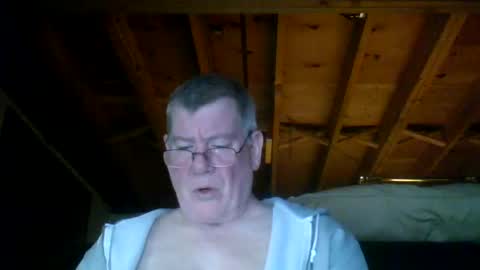 Snapshot of mrblade666 chatting on 02.24.25 mrblade666 online show from 02.24.25