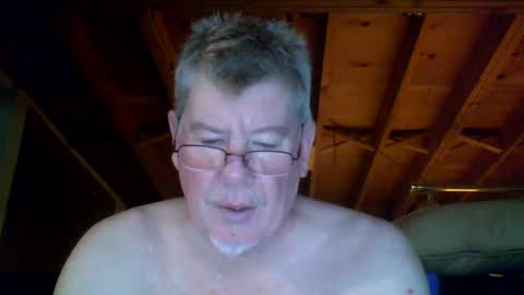 Snapshot of mrblade666 chatting on 10.05.25 mrblade666 online show from 10.05.25