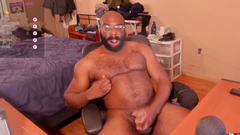 Snapshot of mrchuckdailyxxx chatting on 01.01.25 Chuck Daily online show from 01.01.25