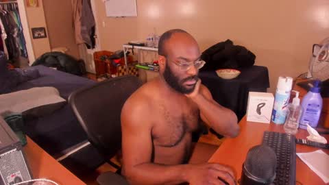 Snapshot of mrchuckdailyxxx chatting on 01.30.25 Chuck Daily online show from 01.30.25