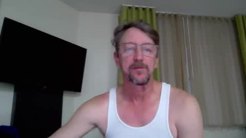 Snapshot of mrcumstain chatting on 03.03.25 mrcumstain online show from 03.03.25