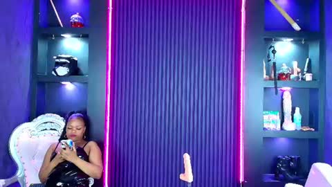 Snapshot of mrebonybdsm chatting on 06.18.26 mrebonybdsm online show from 06.18.26