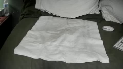 mrericsmith  email hidnnn online show from 12.22.25