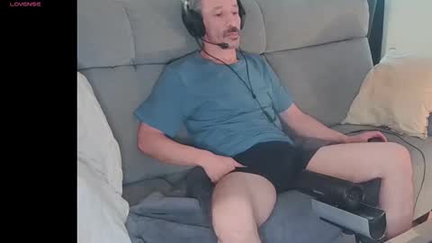 Snapshot of mreurope69 chatting on 09.26.25 I am Hardy online show from 09.26.25