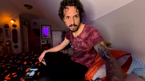 Snapshot of mrfanceypants chatting on 11.17.25 mrfanceypants online show from 11.17.25