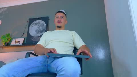 Mr Fox online show from 11.08.25