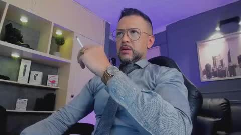 MrFrank. online show from 12.15.25