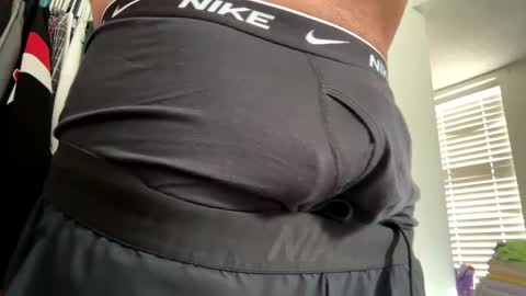 Snapshot of mrfrankfuckforfree chatting on 09.20.25 mrfrankfuckforfree online show from 09.20.25