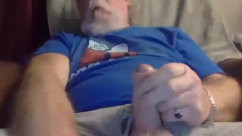 Snapshot of mrhollar chatting on 12.09.24 mrhollar online show from 12.09.24