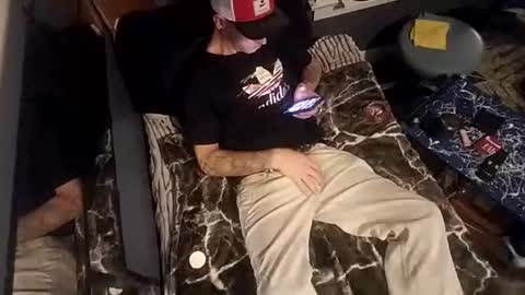 Snapshot of mrj1979 chatting on 11.22.25 mrj1979 online show from 11.22.25