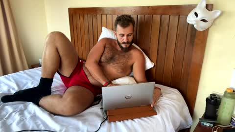 Max online show from 04.20.26