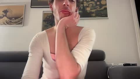 Snapshot of mrmooser42 chatting on 12.23.24 TaleOfLaura online show from 12.23.24