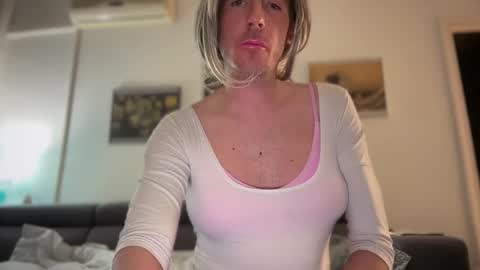 TaleOfLaura online show from 03.05.26