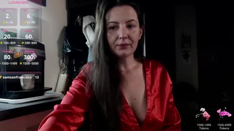 Lara online show from 09.28.25
