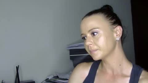 mrs_bunny_swing online show from 04.01.26