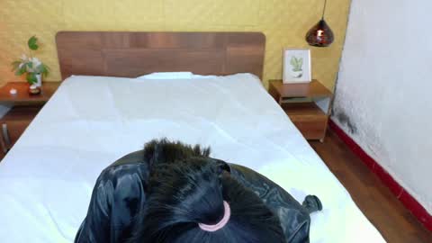 mrs_buttocks online show from 01.05.25