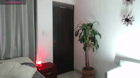 mrs_deborah online show from 09.12.25