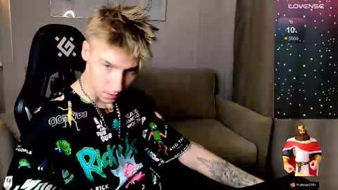 Snapshot of mrsexycum4u chatting on 10.26.25 Adam online show from 10.26.25