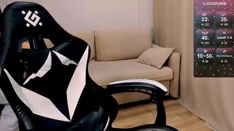 Snapshot of mrsexycum4u chatting on 11.02.25 Adam online show from 11.02.25