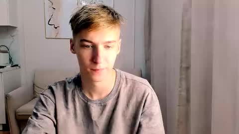 Snapshot of mrsexycum4u chatting on 11.26.25 Adam online show from 11.26.25