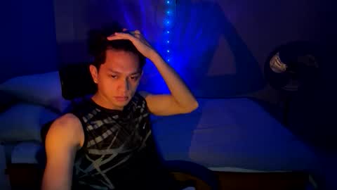 Snapshot of mrshawn95 chatting on 12.14.25 shawn online show from 12.14.25