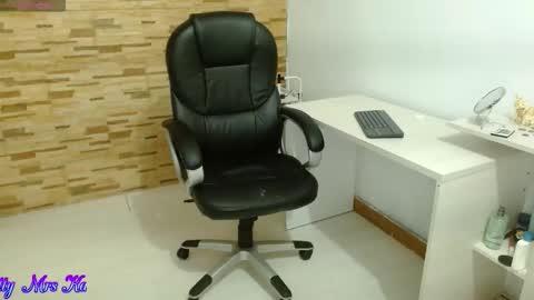 Tell me Katty  online show from 01.14.26