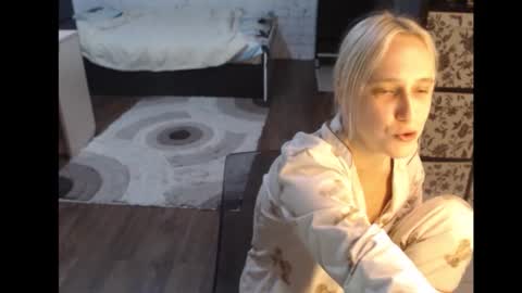 Sasha online show from 10.22.25