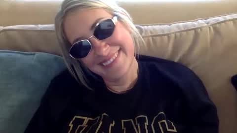 Snapshot of mrsprissxo chatting on 04.30.26 MrsPrissXO online show from 04.30.26