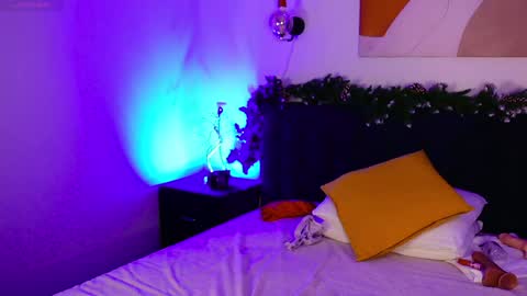 Molly online show from 12.06.24