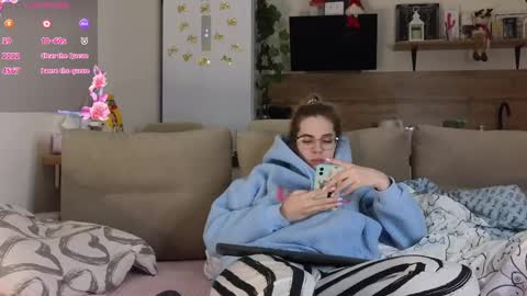 Ms ForYOU online show from 01.17.25